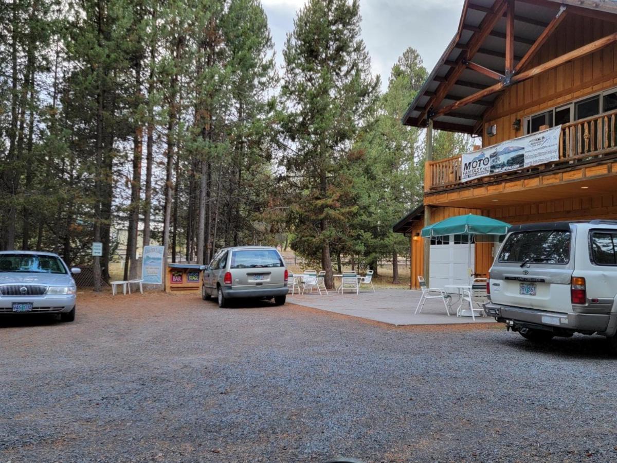 Diamondstone Guest Lodges La Pine Exteriör bild