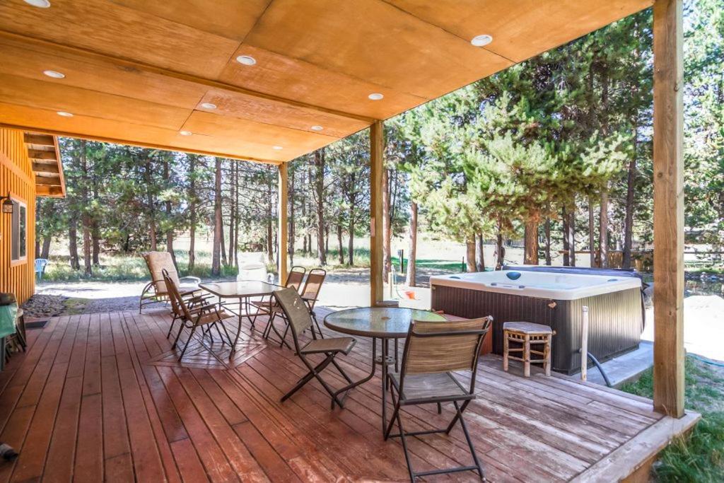 Diamondstone Guest Lodges La Pine Exteriör bild