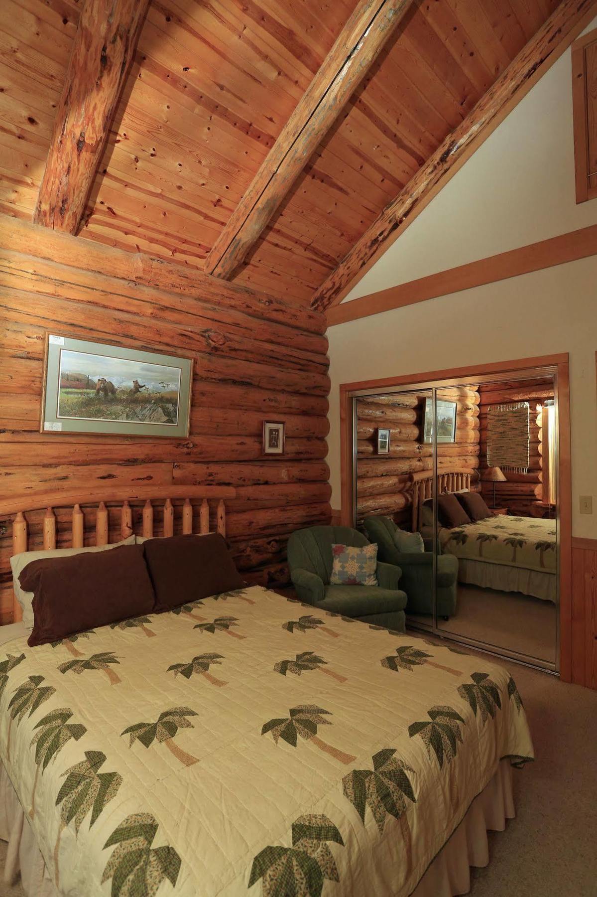 Diamondstone Guest Lodges La Pine Exteriör bild